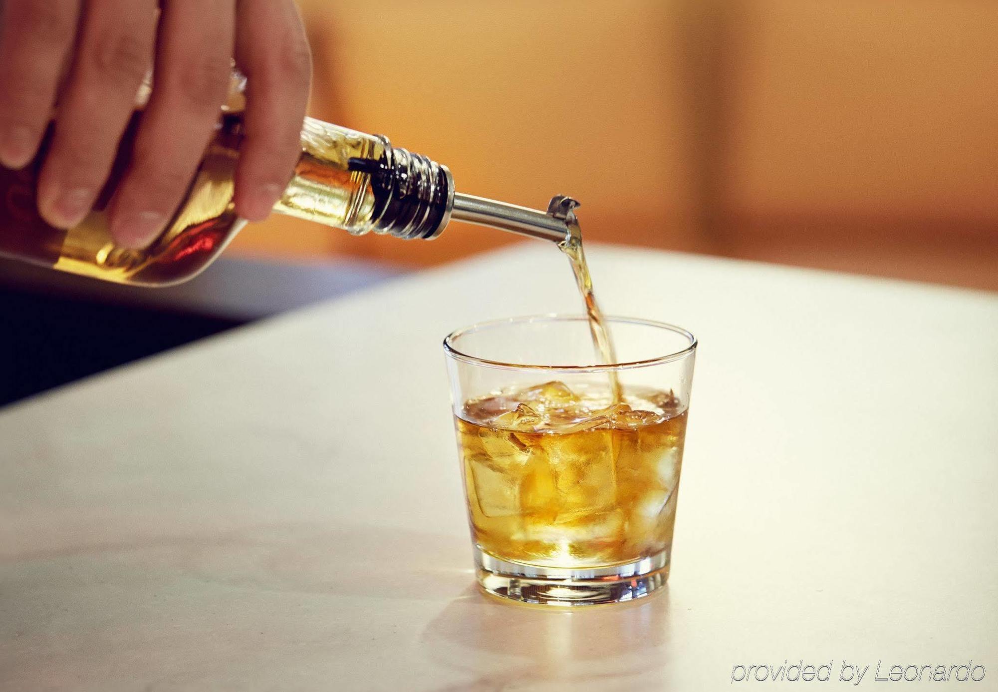 长岛麦克阿瑟机场万怡酒店 朗肯科玛 外观 照片